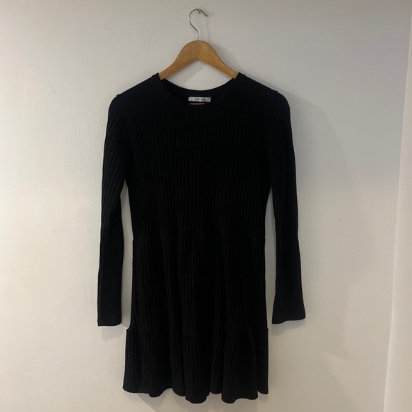 Black dress🖤 - Picture 1 of 5